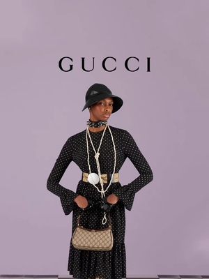 Μικρή GG ανώτατη τσάντα GUCCI Ophidia ώμων Underarm δέρματος καμβά