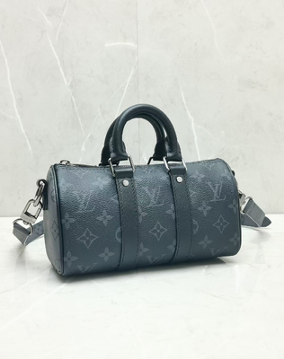 Αντίστροφος καμβάς Keepall M45947 μονογραμμάτων της Louis Vuitton τσαντών Keepall XS έκλειψης