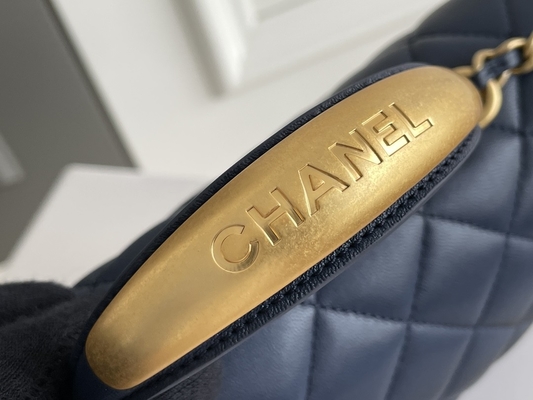 Η μικρή Chanel που μαρκάρεται το χαβιάρι γυναικείων τσαντών το κοκκιώδη δέρμα βοδιού &amp; μέταλλο Goldtone