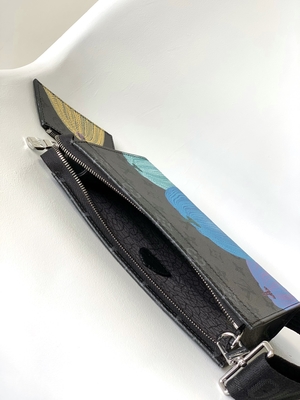 Μίνι τυπωμένη ύλη Gaston Wearable Wallet κολοκύθας ταξιδιών της Louis Vuitton Pochette πορτοφολιών σχεδιαστών το LV Χ YK