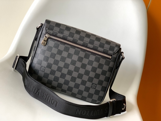 Louis Vuitton που μαρκάρεται την περιοχή τσαντών των ατόμων την τσάντα αγγελιοφόρων ΠΡΩΘΥΠΟΥΡΓΟΥ Damier ο από γραφίτη Μαύρος