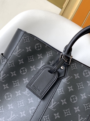Οριζόντια Zippé 24H M45571 Louis Vuitton σάκων ατόμων τσάντα Plat