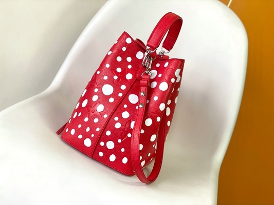 Κυρίες άσπρο μαύρο NéOnoé τσάντα ΚΚ Louis Vuitton Yayoi Kusama