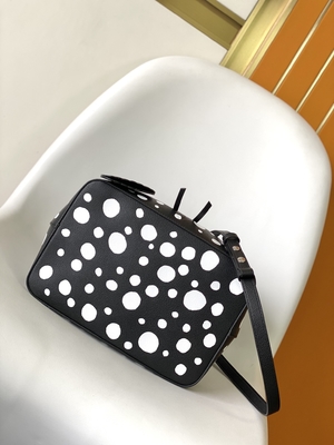 Κυρίες άσπρο μαύρο NéOnoé τσάντα ΚΚ Louis Vuitton Yayoi Kusama