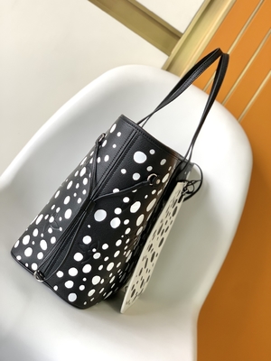Η συνήθεια LVXYK που μαρκάρεται τοποθετεί τη Louis Vuitton Neverfull σε σάκκο τσάντα ΚΚ μονόγραμμα