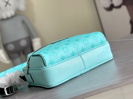 Louis Vuitton που μαρκάρεται το μονόγραμμα τσαντών των ατόμων για άνδρες και για γυναίκες M30233 υπαίθριες τσάντες αγγελιοφόρων &amp; ώμων