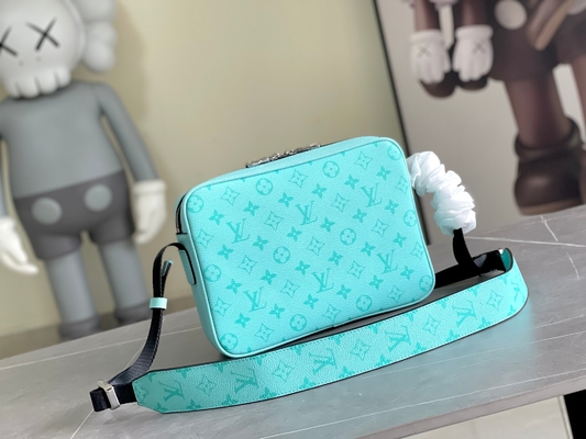 Louis Vuitton που μαρκάρεται το μονόγραμμα τσαντών των ατόμων για άνδρες και για γυναίκες M30233 υπαίθριες τσάντες αγγελιοφόρων &amp; ώμων