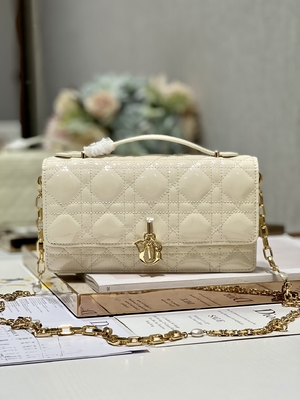 Μαρκαρισμένος την κυρία Dior Patent Clutch Small μαργαριτάρι τη μαύρη περάτωση κτυπήματος