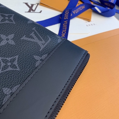 Μίνι πορτοφόλια Pochette σχεδιαστών δέρματος σκιών μονογραμμάτων για να πάει Louis Vuitton