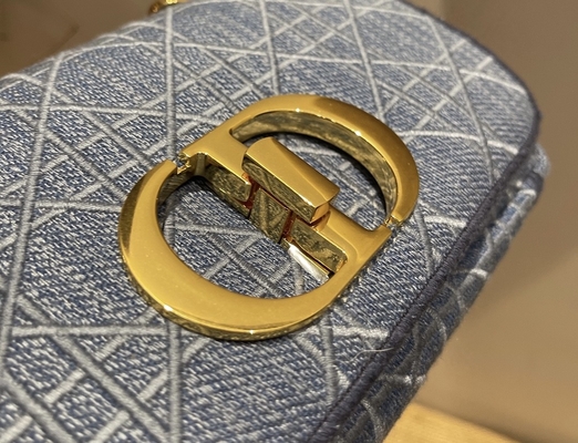 Κεντημένο μίνι τζιν Dior Caro πορτοφολιών σχεδιαστών μικρό