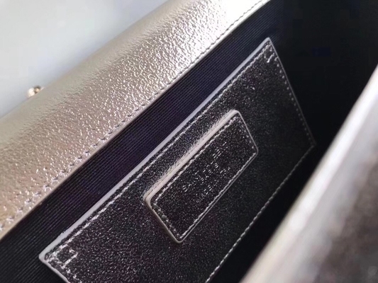 Διευθετήσιμη Woc της Saint Laurent YVES SAINT LAURENT πολυεστέρα λουριών τσάντα με το ασήμι περάτωσης φερμουάρ