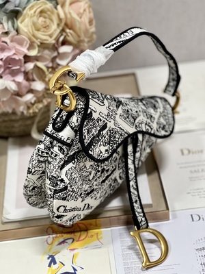 Προσθήκη 25cm τσαντών σφεντονών σελών Dior κεντητικής γυναικών με 3 εσωτερικές τσέπες